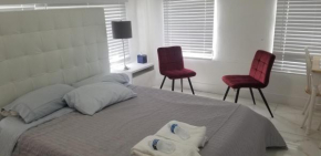 Entire Aparment 1.University Lakes, West Miami